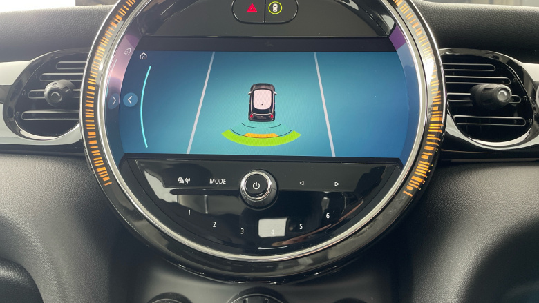 MINI Hatchback 1.5 Cooper Classic 3dr Auto Petrol Hatchback